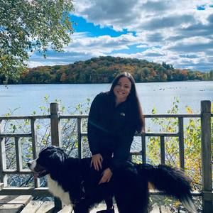 Meet your Posher, Élyse